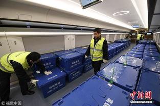 南京快递车厢爆料视频曝光,惊人内幕揭露快递行业乱象